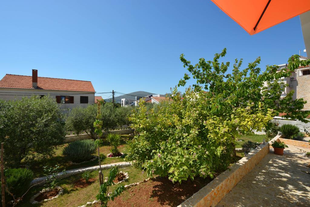 Apartments Maslina Trogir Buitenkant foto