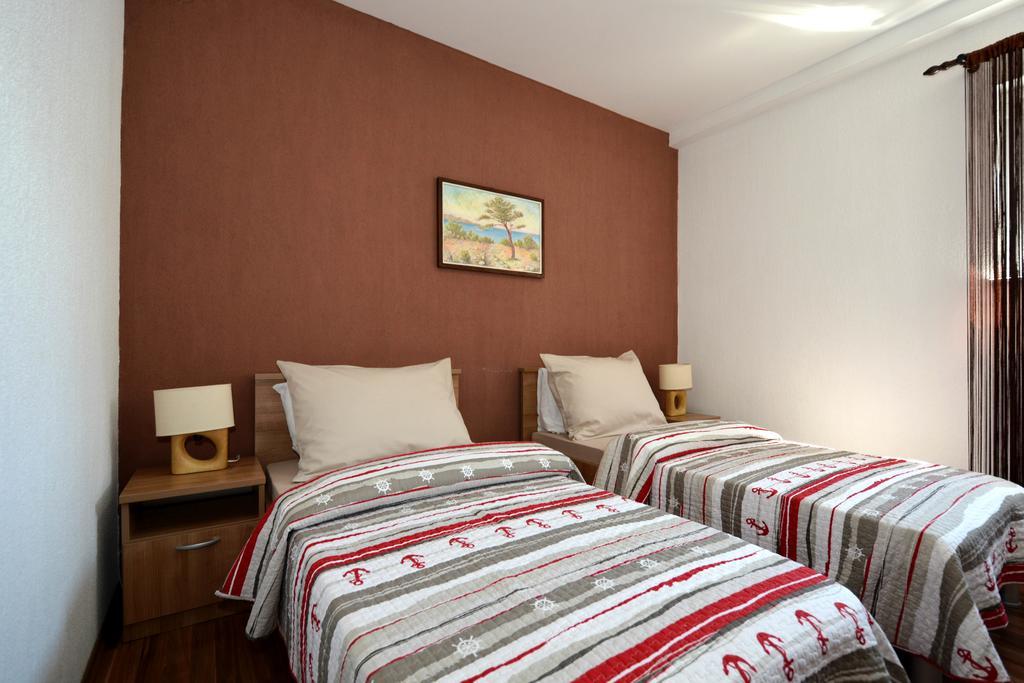 Apartments Maslina Trogir Buitenkant foto