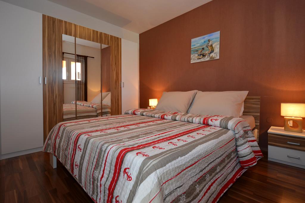 Apartments Maslina Trogir Buitenkant foto
