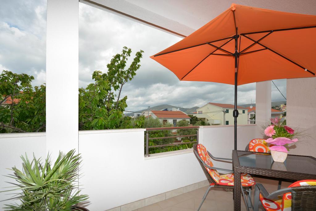 Apartments Maslina Trogir Buitenkant foto