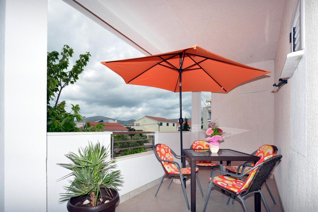 Apartments Maslina Trogir Buitenkant foto