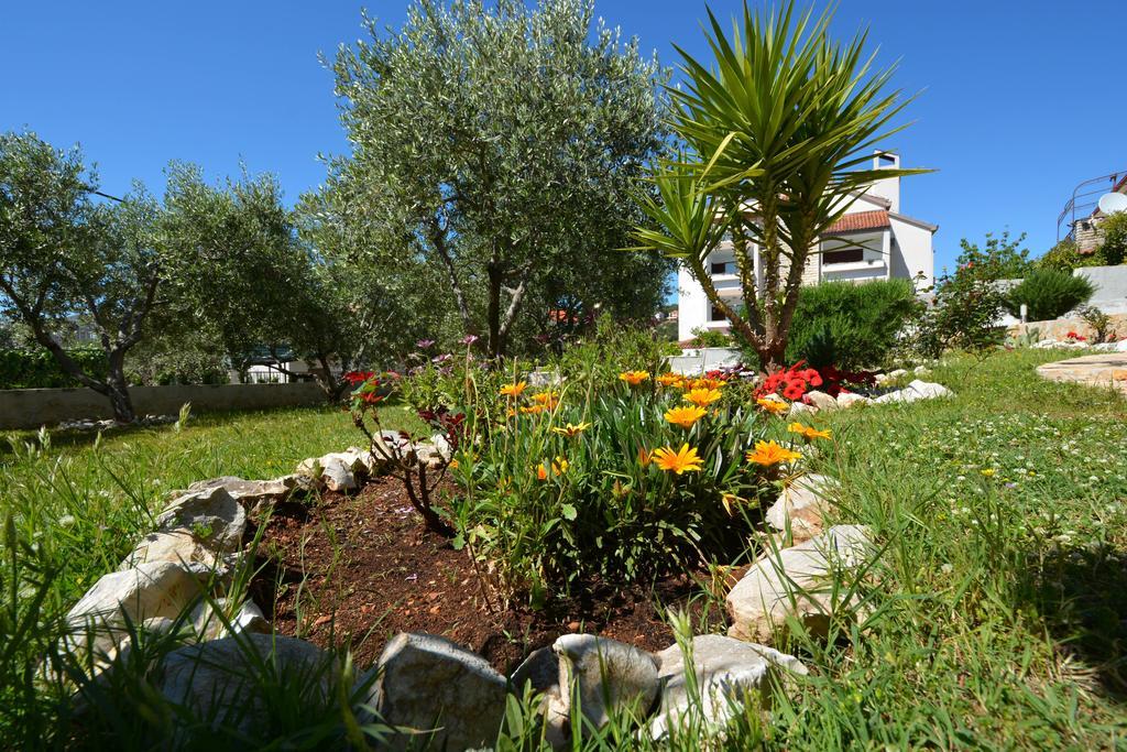Apartments Maslina Trogir Buitenkant foto
